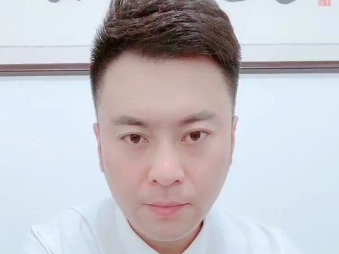 一叶知秋的第一张照片--长乐相亲网