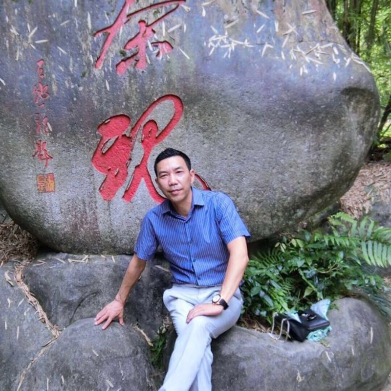 老·黄的第一张照片--长乐相亲网