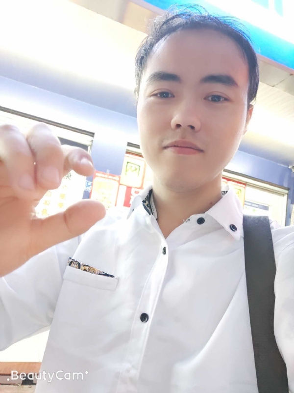 开心就好的第一张照片--长乐相亲网