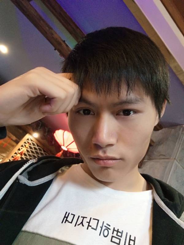 平淡的一生的第二张照片--长乐相亲网