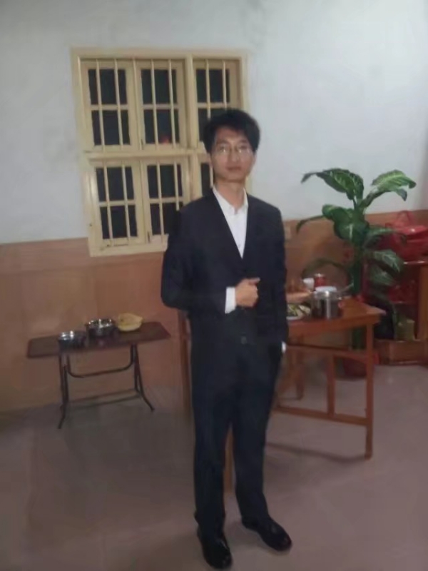 潇湘剑雨的第一张照片--长乐相亲网