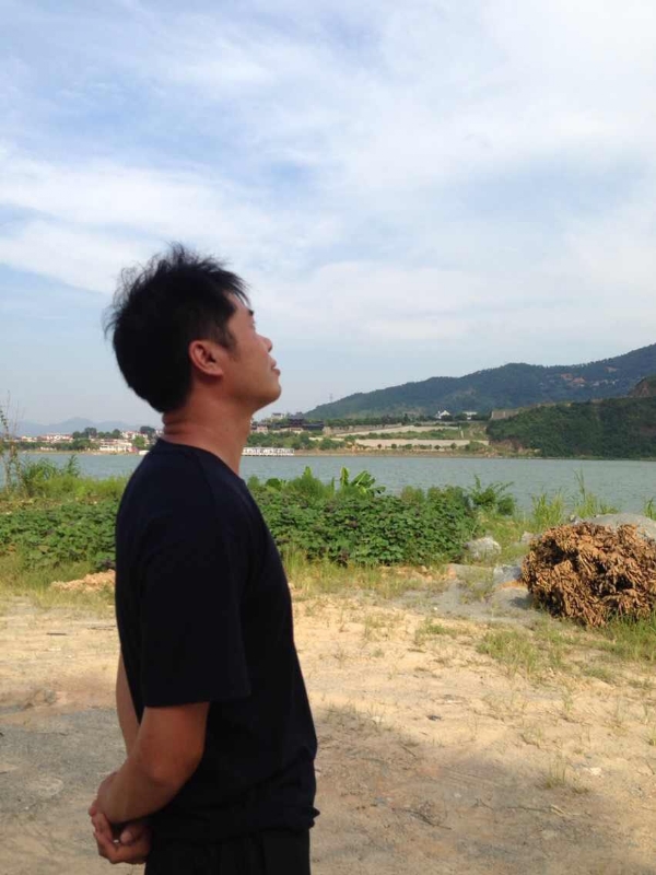 雾里看花的第一张照片--长乐相亲网