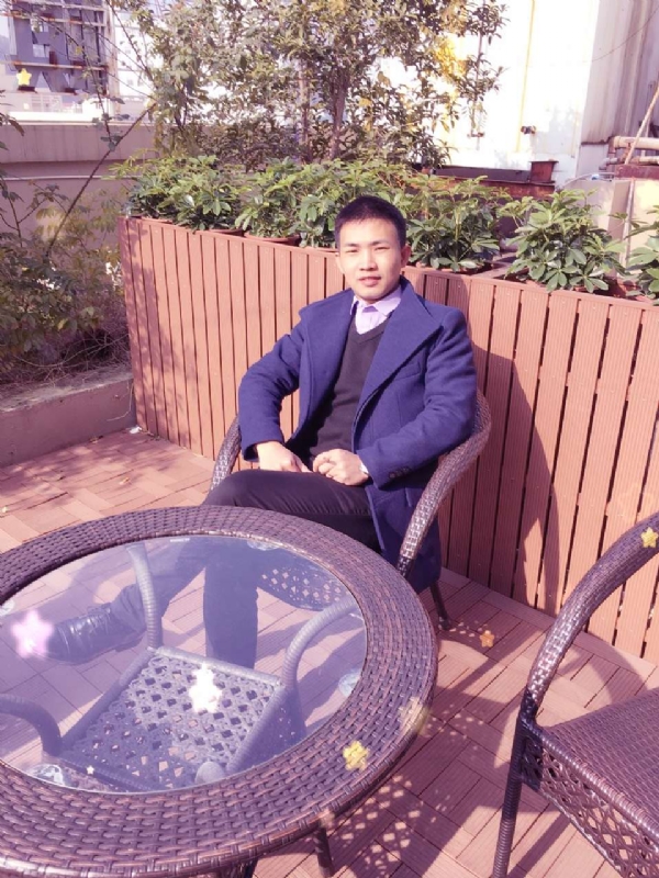 哥哥的第一张照片--长乐相亲网