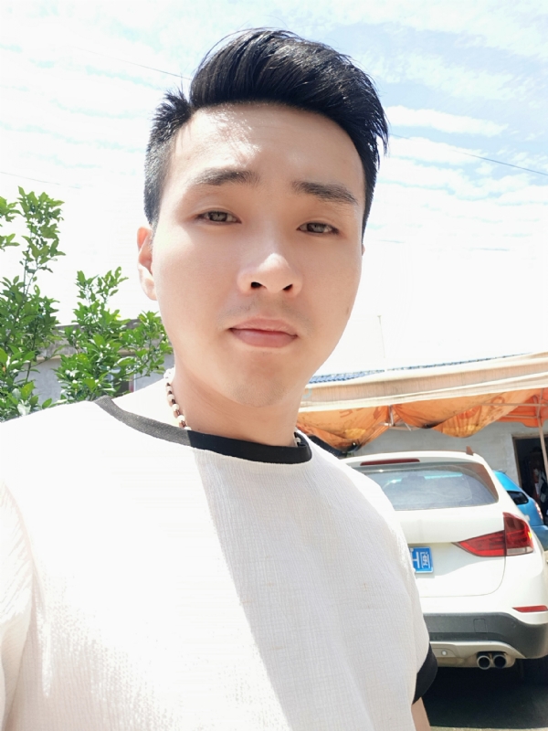 人间烟火的第一张照片--长乐相亲网