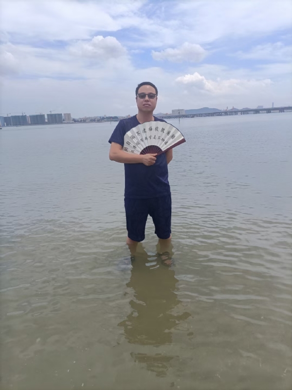 浪迹天涯的第一张照片--长乐相亲网