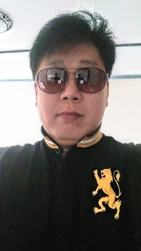 含笑半步癲的第一张照片--长乐相亲网
