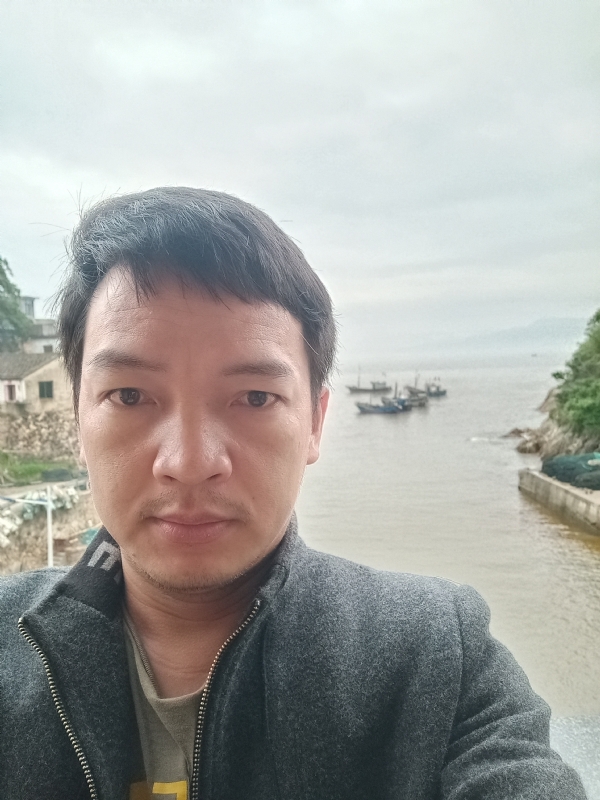 啊亮的第一张照片--长乐相亲网