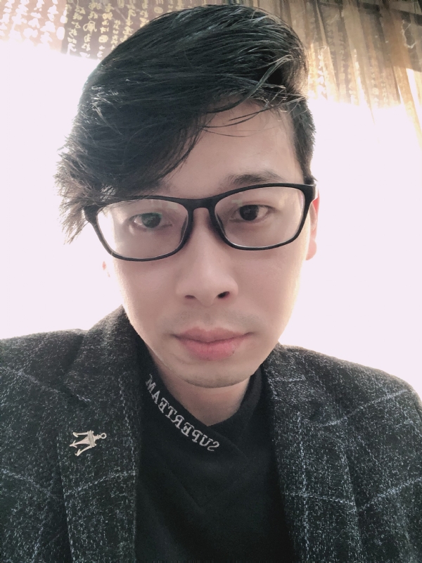 在等一个人的第一张照片--长乐相亲网