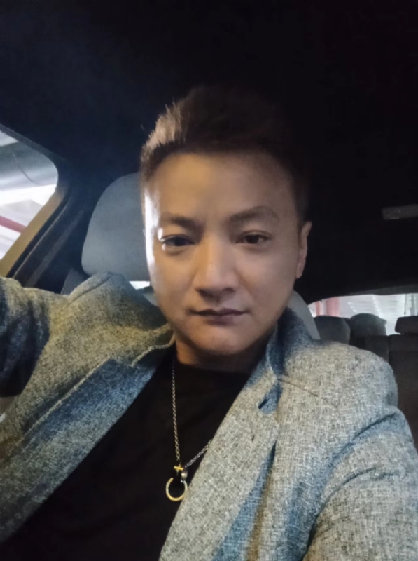 夜、有雨敲窗的第三张照片--长乐相亲网
