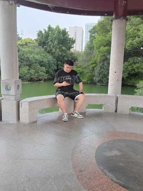不善挽留的第一张照片--长乐相亲网